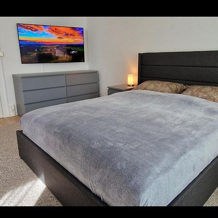 Zentrum Apartment - Oled Tv - Ps4 - Balkon - Parking Κέμνιτς Εξωτερικό φωτογραφία
